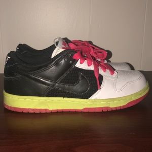 NIKE low dunks